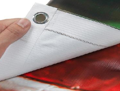 梁河喷绘和刀刮布的工艺区别。